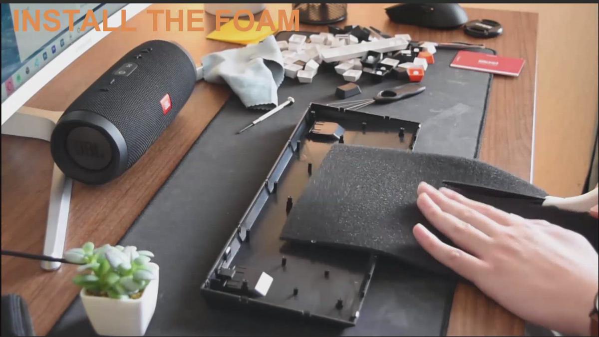'Video thumbnail for Intsall Foam Inside The Keyboards Case'