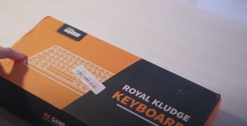 Unboxing The RK ROYAL KLUDGE RK68 