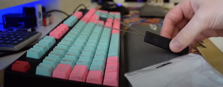 Removing Keycaps