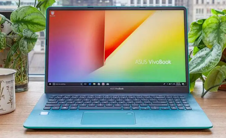 Asus Vivobook 15 Thin and Light
